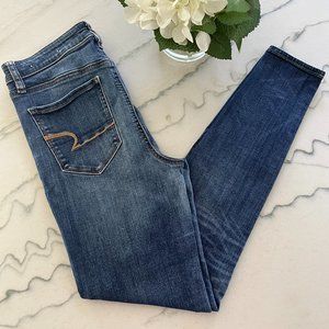 American Eagle | Medium Wash Super Stretch Super High Waisted Jegging | 8 Long